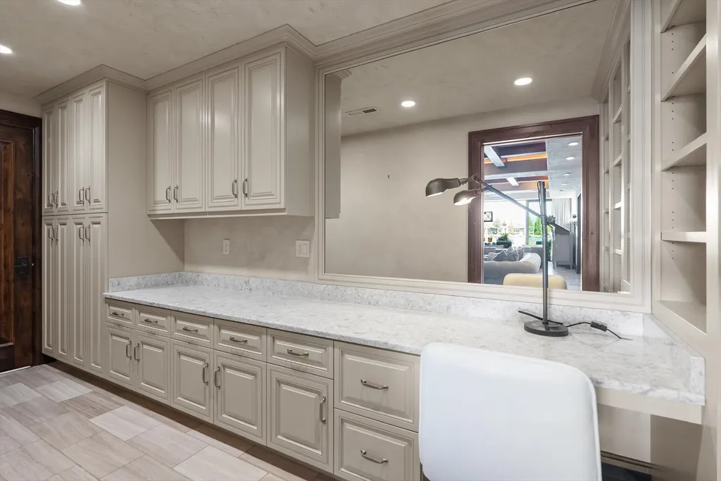 464 Electric Avenue Bigfork MT 59911