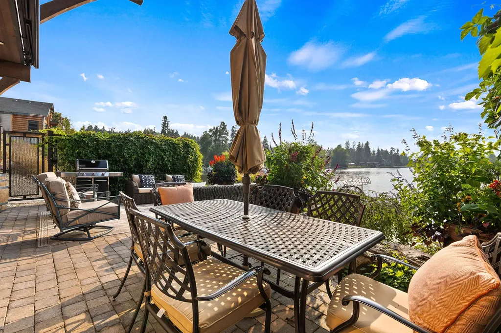 464 Electric Avenue Bigfork MT 59911