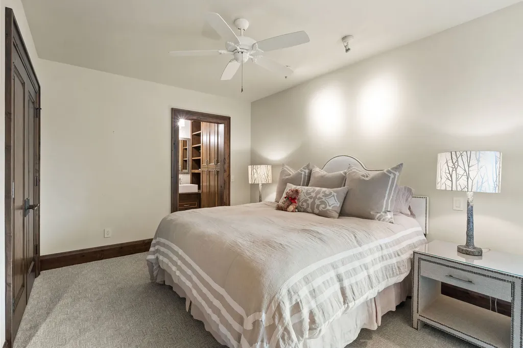 464 Electric Avenue Bigfork MT 59911