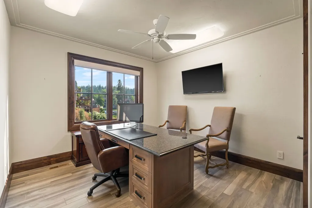 464 Electric Avenue Bigfork MT 59911