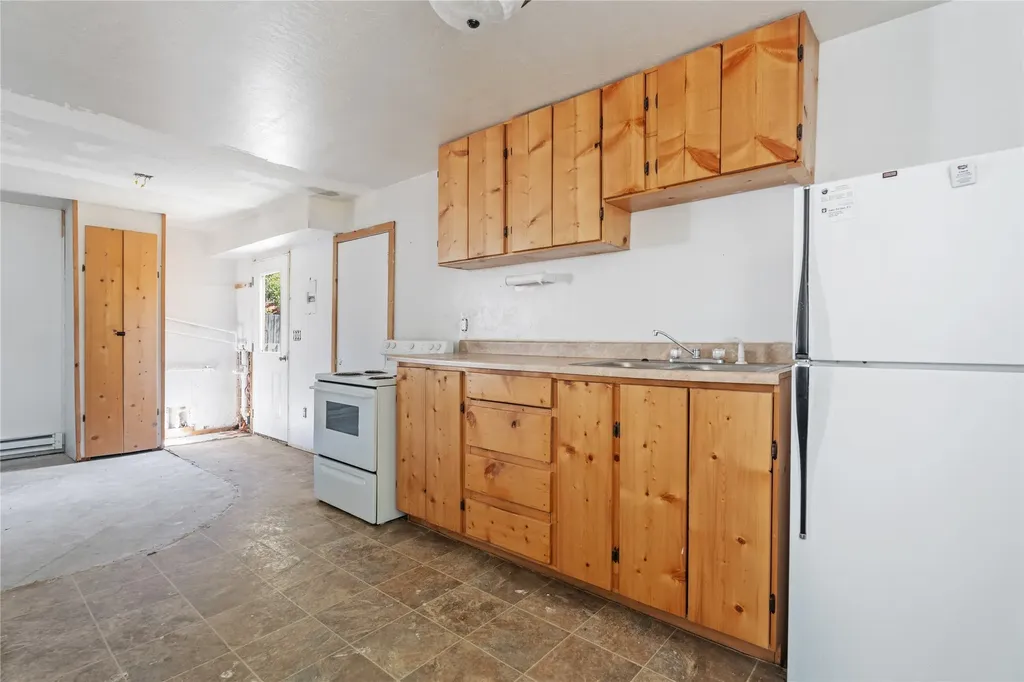502 Adirondac Avenue Hamilton MT 59840