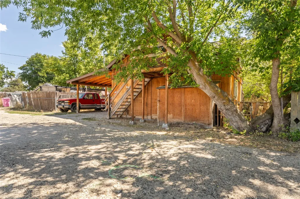 502 Adirondac Avenue Hamilton MT 59840