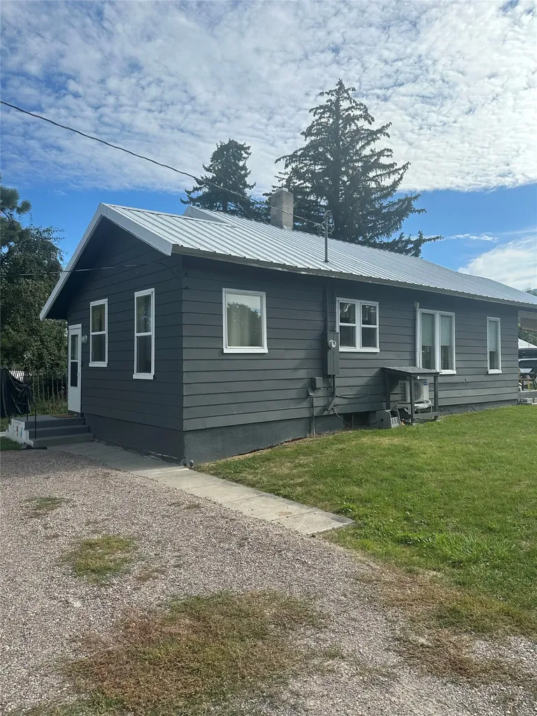 317 1st Avenue SE Ronan MT 59864
