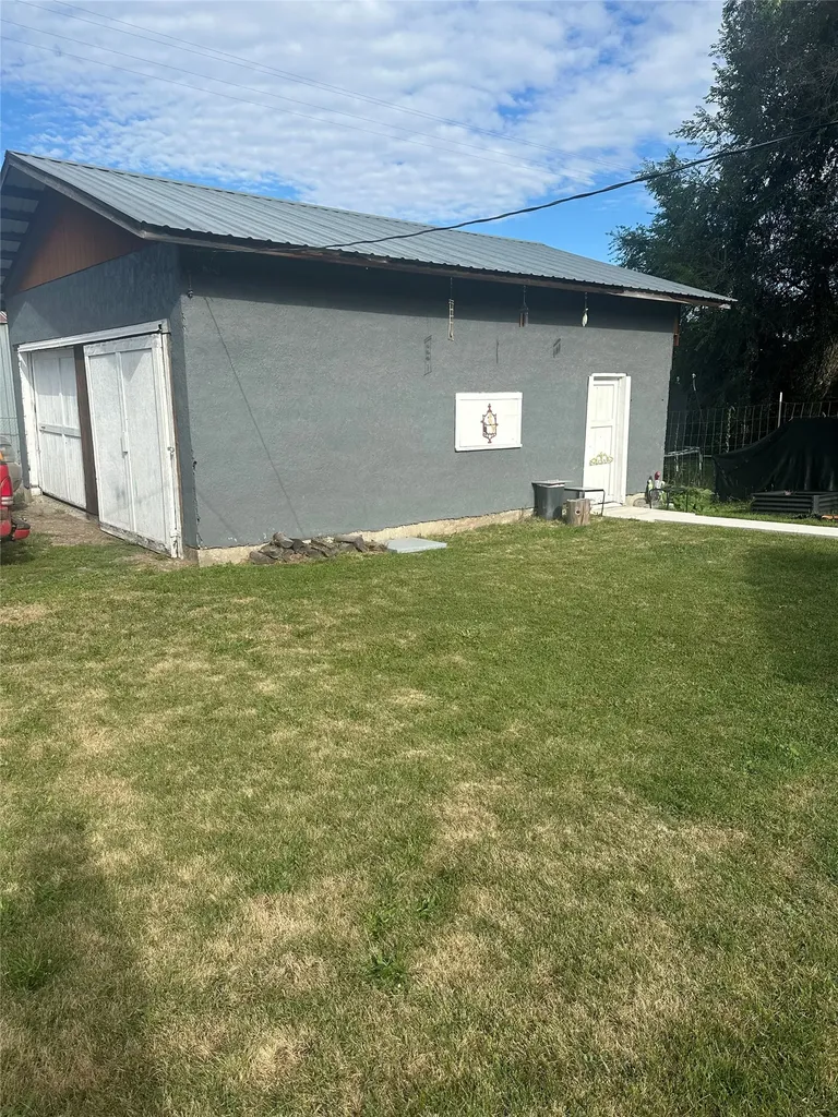 317 1st Avenue SE Ronan MT 59864