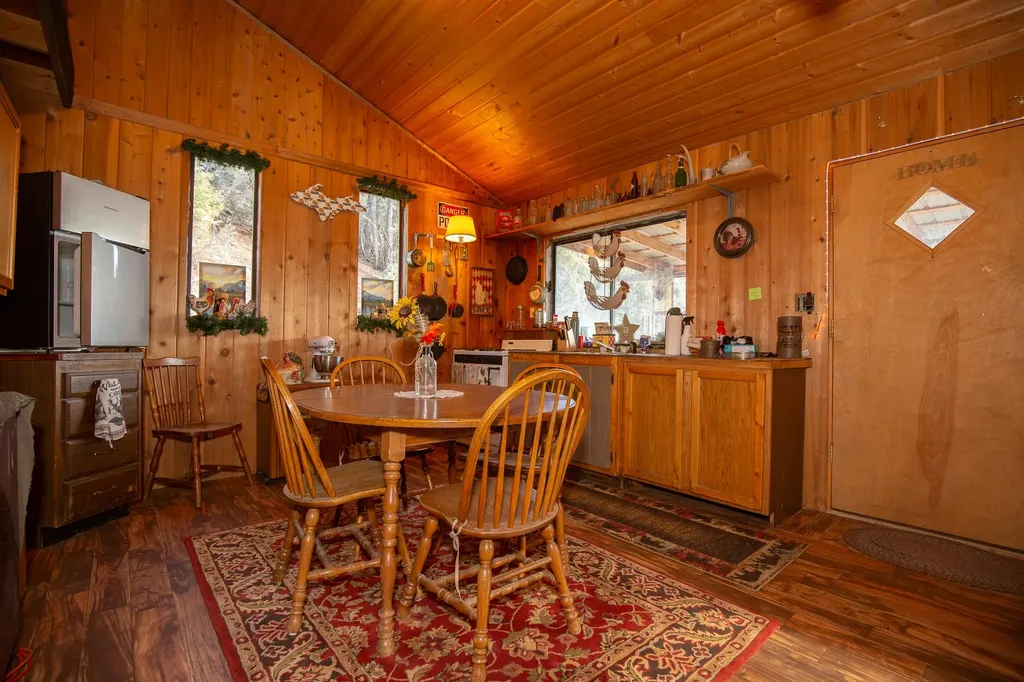 576 Wisconsin Creek Road Sheridan MT 59749
