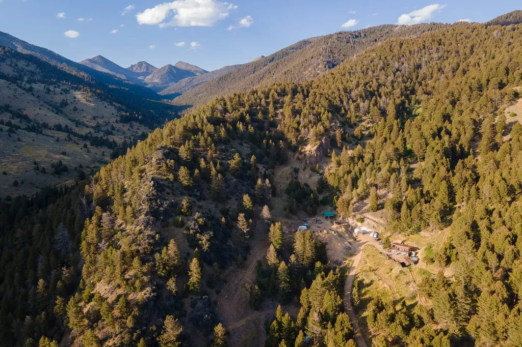 576 Wisconsin Creek Road Sheridan MT 59749