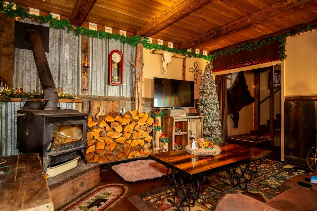 576 Wisconsin Creek Road Sheridan MT 59749