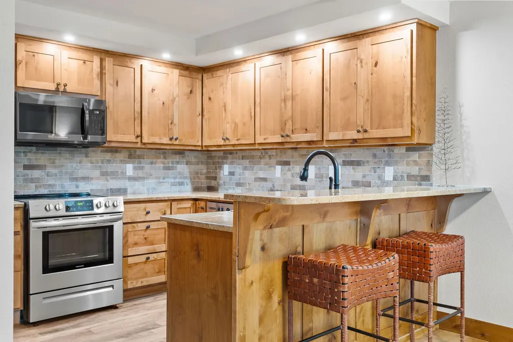 1922 Suncrest Drive Whitefish MT 59937