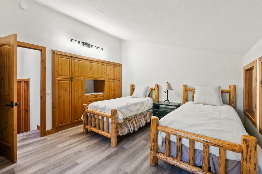 1922 Suncrest Drive Whitefish MT 59937