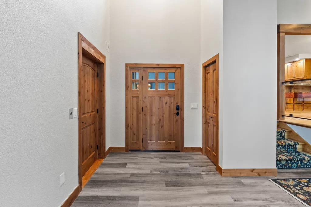 1922 Suncrest Drive Whitefish MT 59937