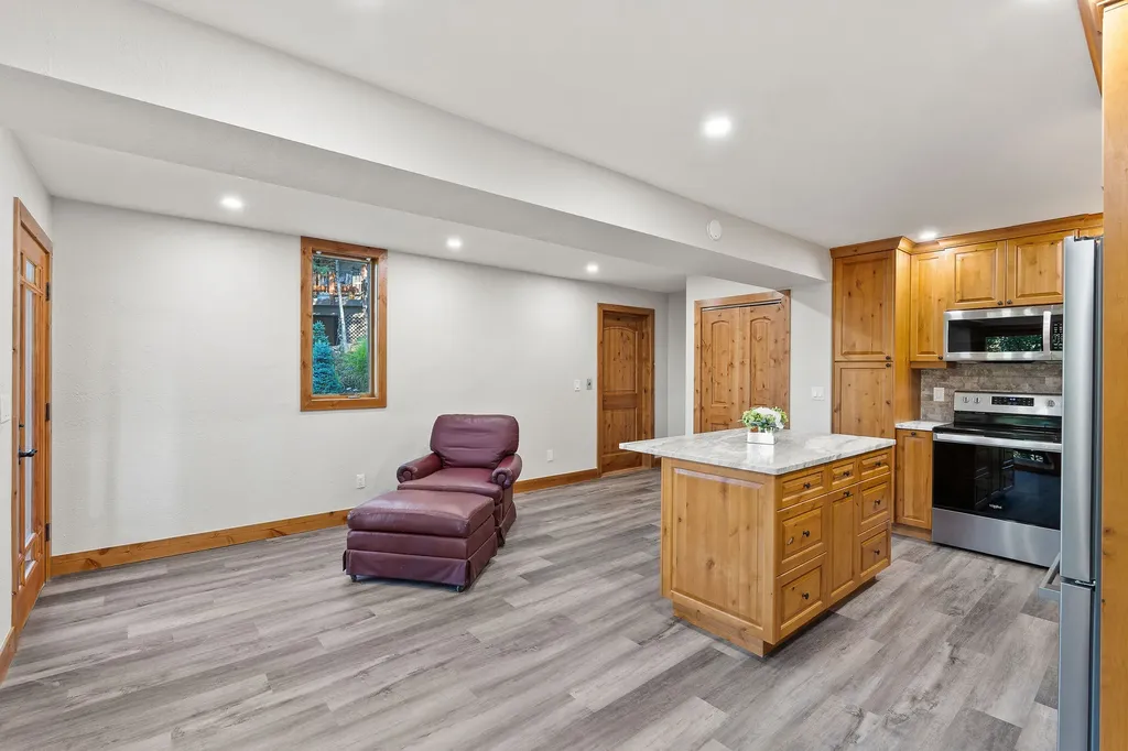 1922 Suncrest Drive Whitefish MT 59937