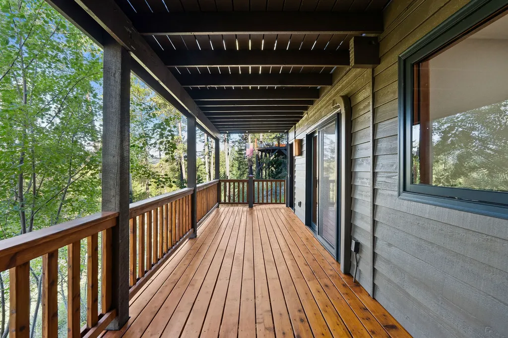 1922 Suncrest Drive Whitefish MT 59937