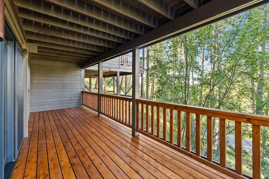 1922 Suncrest Drive Whitefish MT 59937