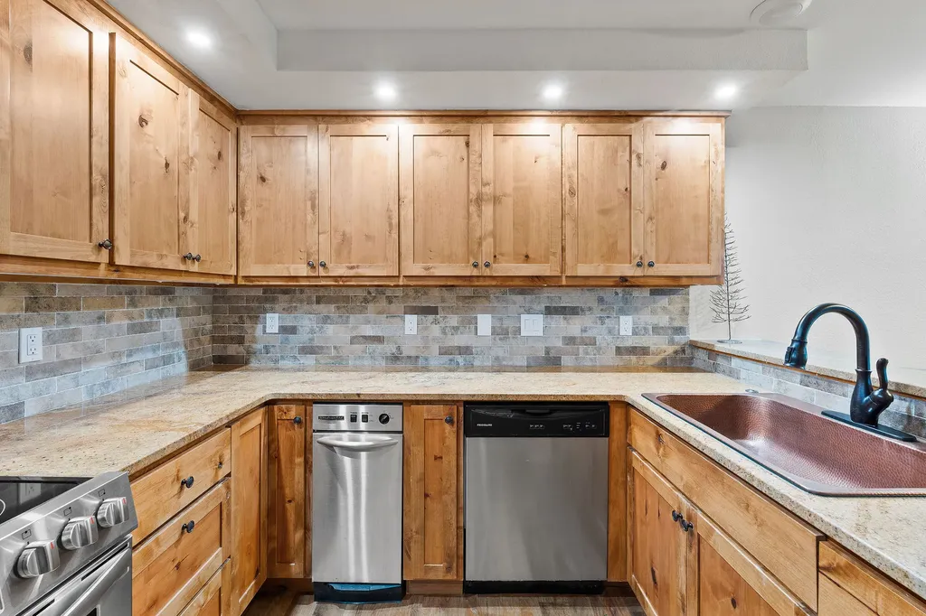 1922 Suncrest Drive Whitefish MT 59937