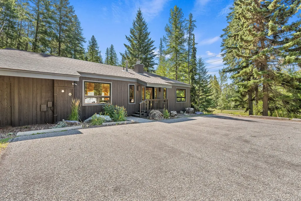 1922 Suncrest Drive Whitefish MT 59937