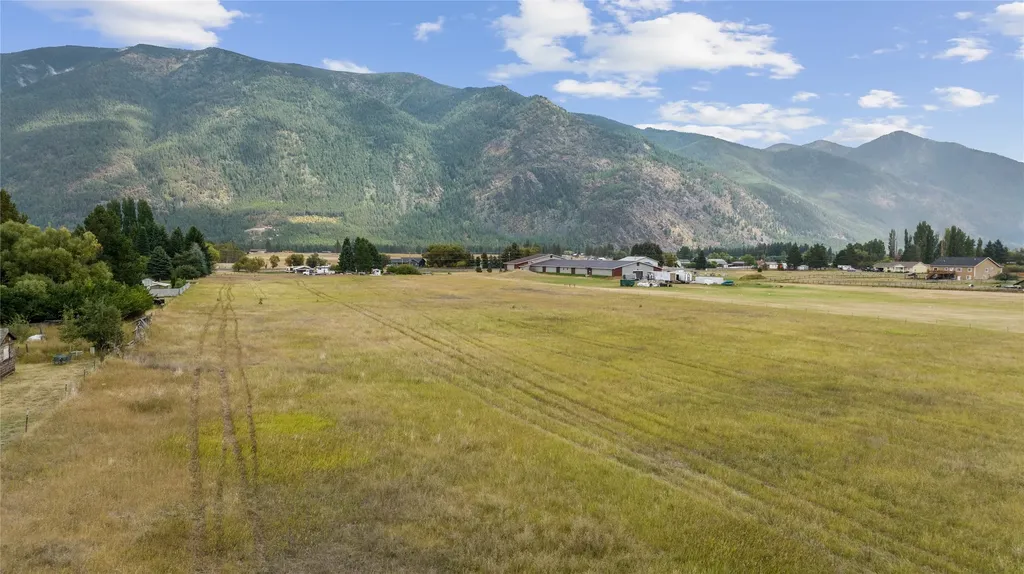 3285 Mount Highway 206 Columbia Falls MT 59912