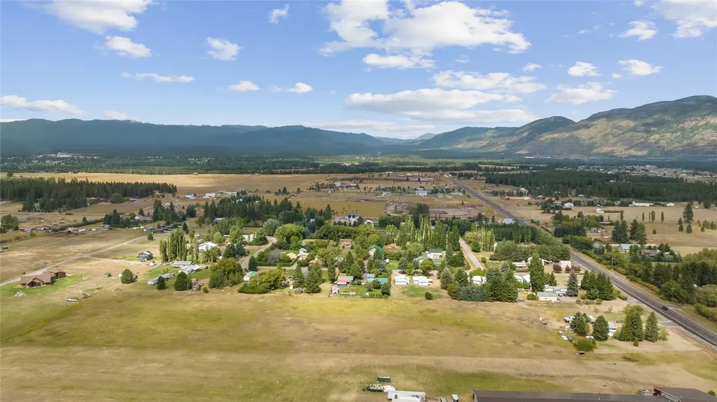 3285 Mount Highway 206 Columbia Falls MT 59912