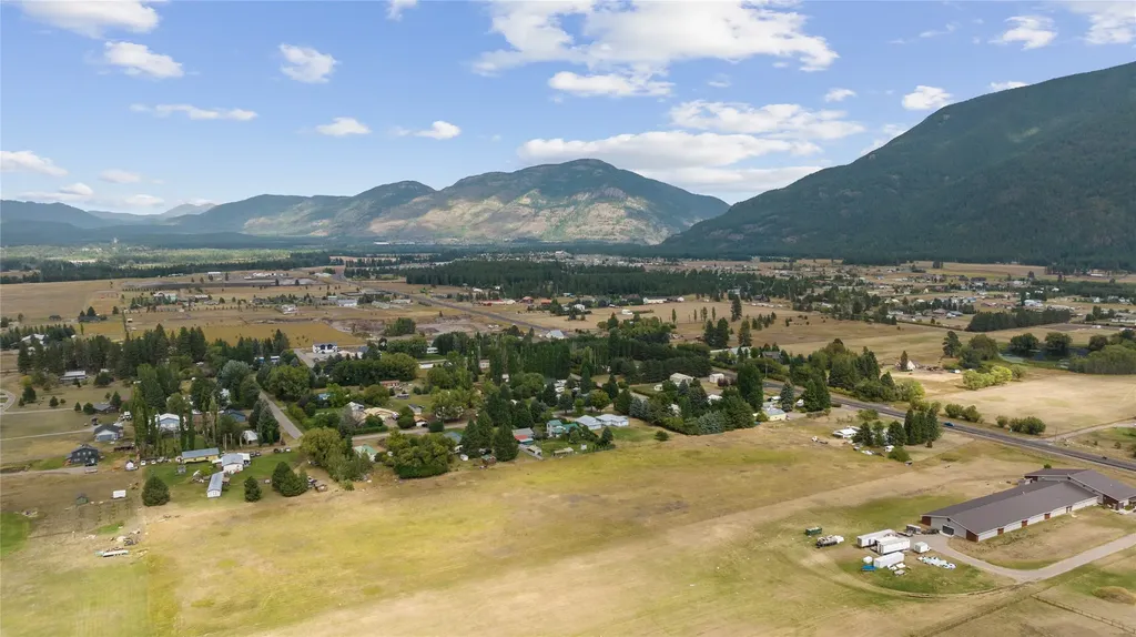 3285 Mount Highway 206 Columbia Falls MT 59912