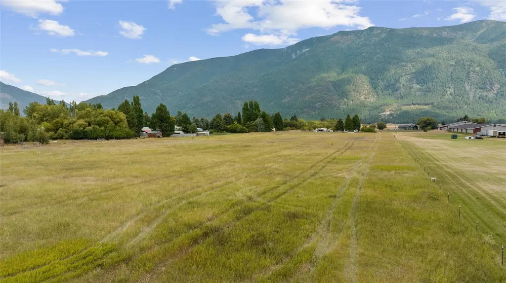 3285 Mount Highway 206 Columbia Falls MT 59912