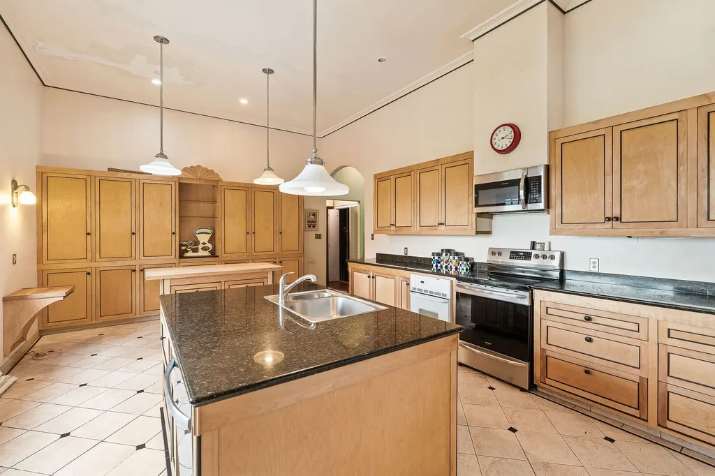 20322 Mount Highway 35 Bigfork MT 59911
