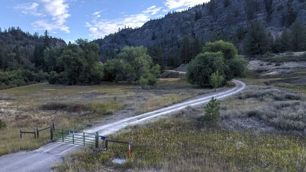 7927 Mount Highway 200 Plains MT 59859