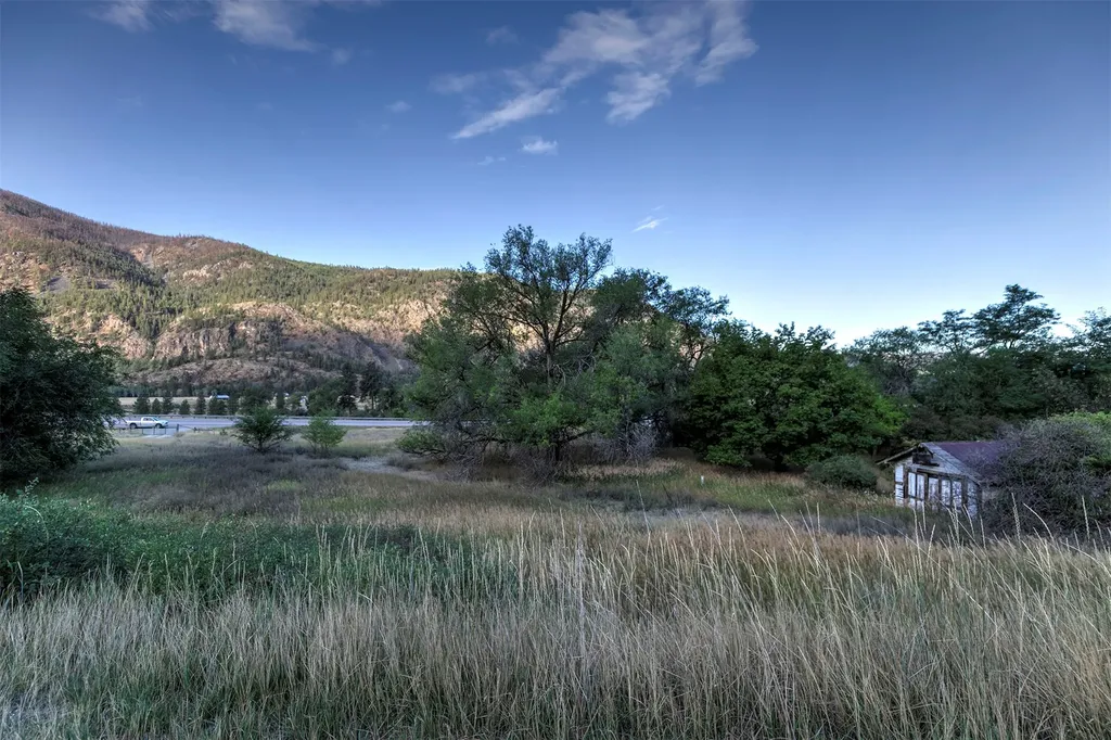 7927 Mount Highway 200 Plains MT 59859