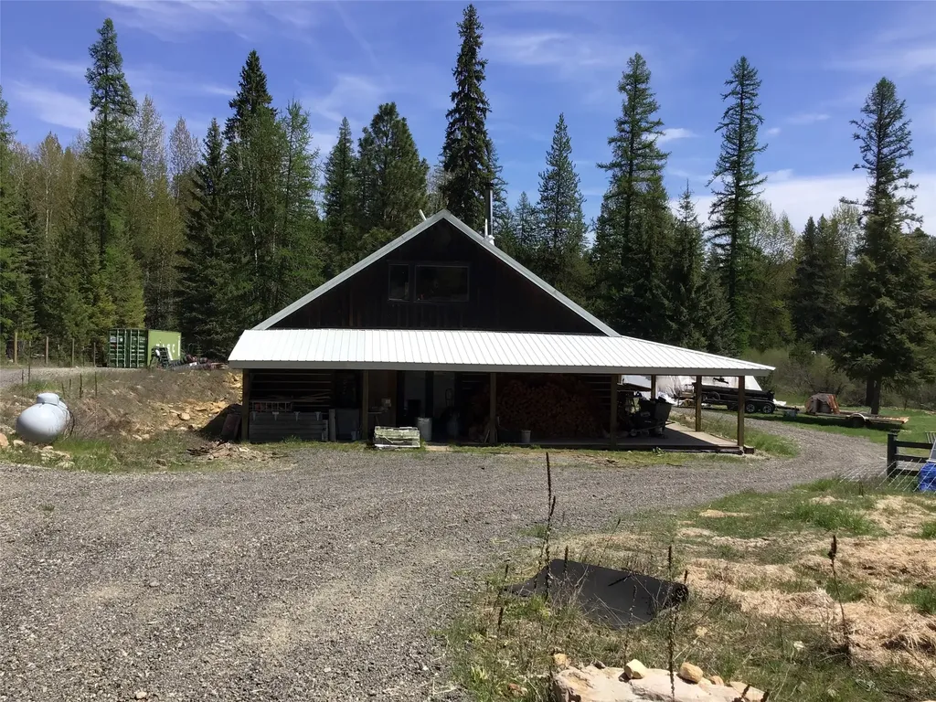 360 Valley Drive De Borgia MT 59830