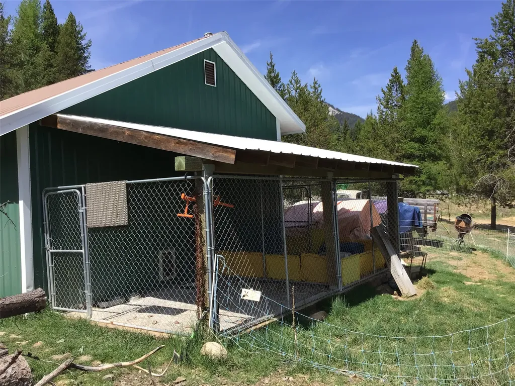 360 Valley Drive De Borgia MT 59830