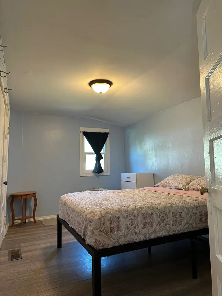 256 1st Avenue SE Shelby MT 59474
