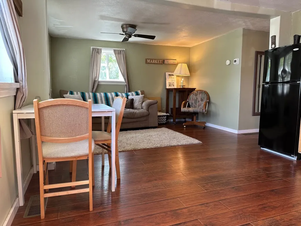 256 1st Avenue SE Shelby MT 59474