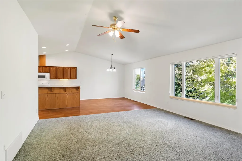 219 Commons Way Kalispell MT 59901