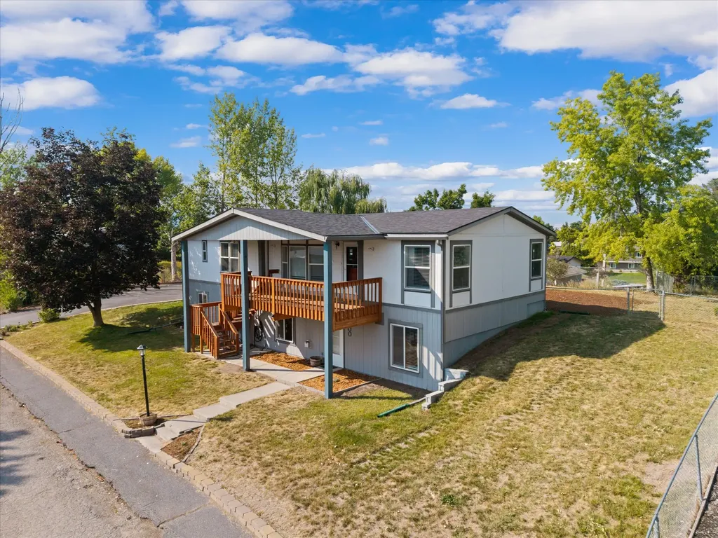2100 Hummingbird Drive Missoula MT 59808
