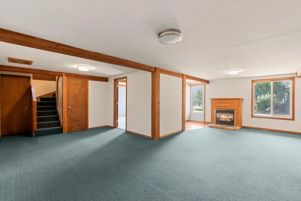 2100 Hummingbird Drive Missoula MT 59808