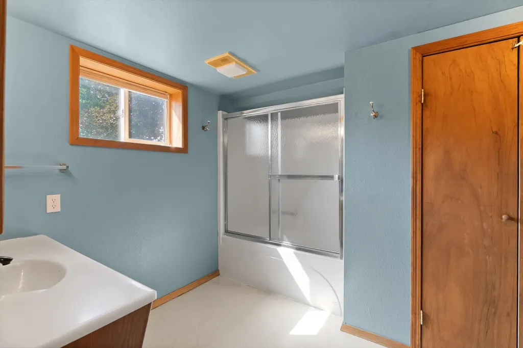 2100 Hummingbird Drive Missoula MT 59808