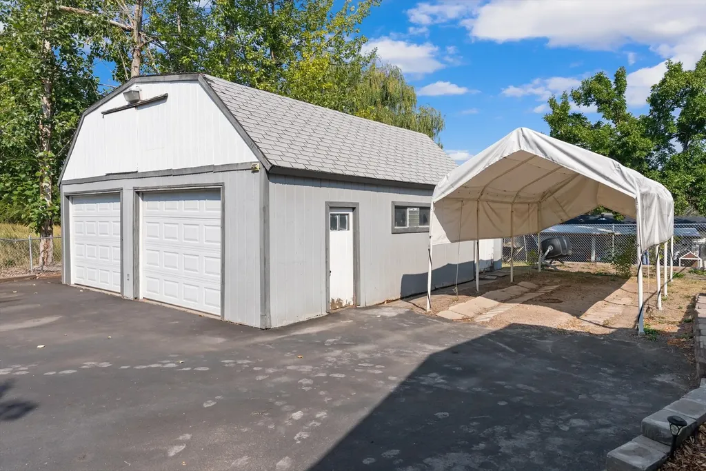 2100 Hummingbird Drive Missoula MT 59808