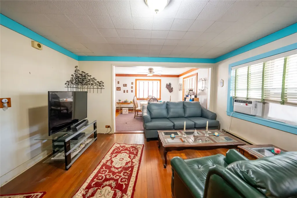 106 N 6th Street Troy MT 59935