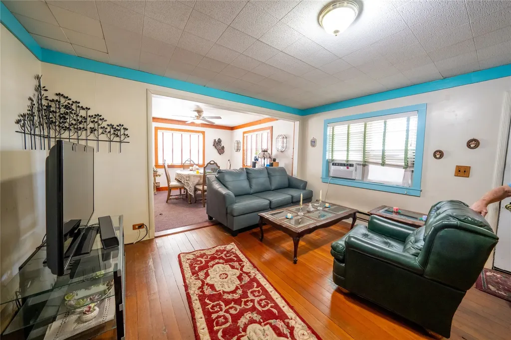 106 N 6th Street Troy MT 59935