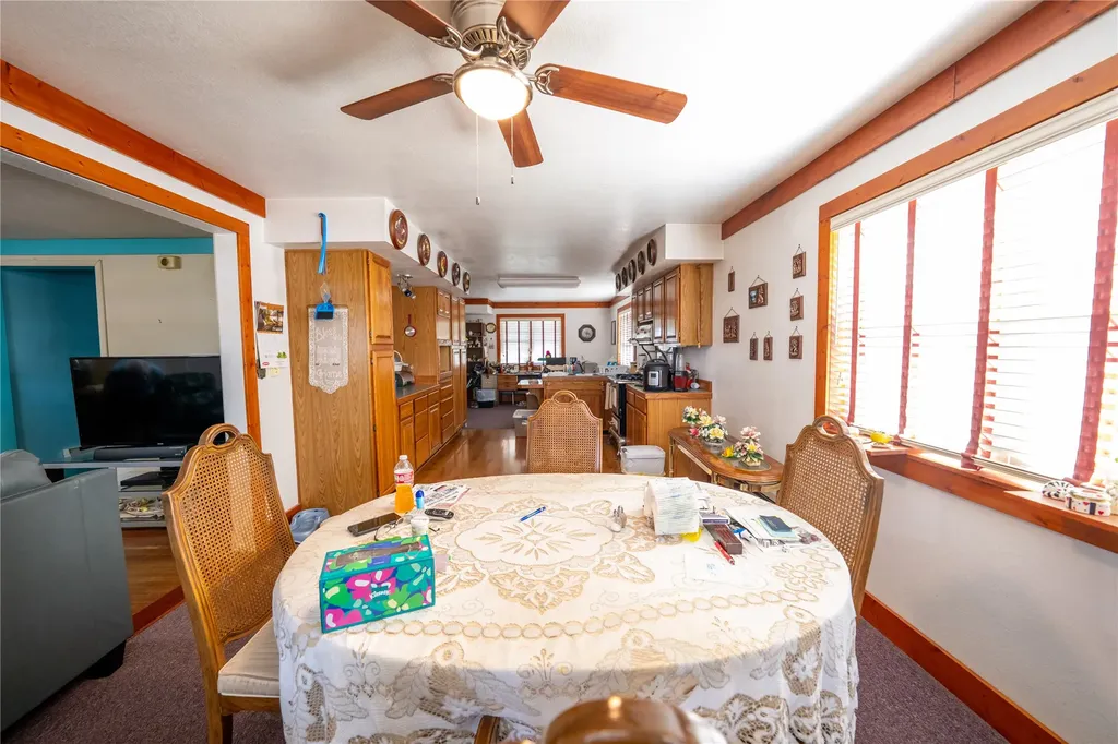 106 N 6th Street Troy MT 59935