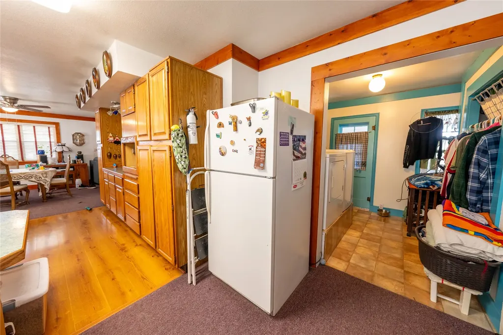106 N 6th Street Troy MT 59935