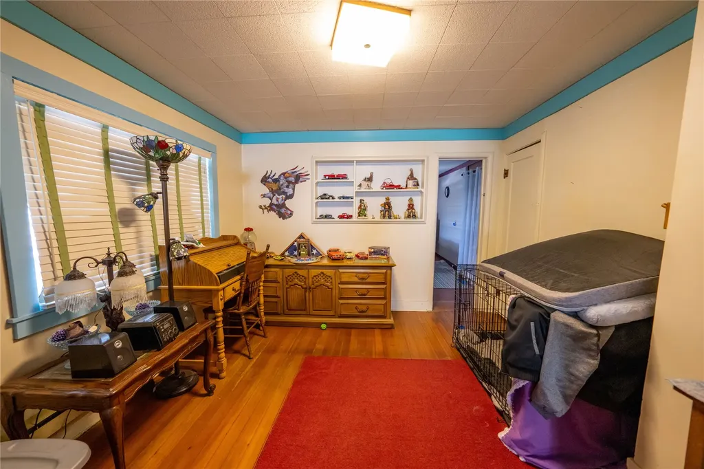 106 N 6th Street Troy MT 59935