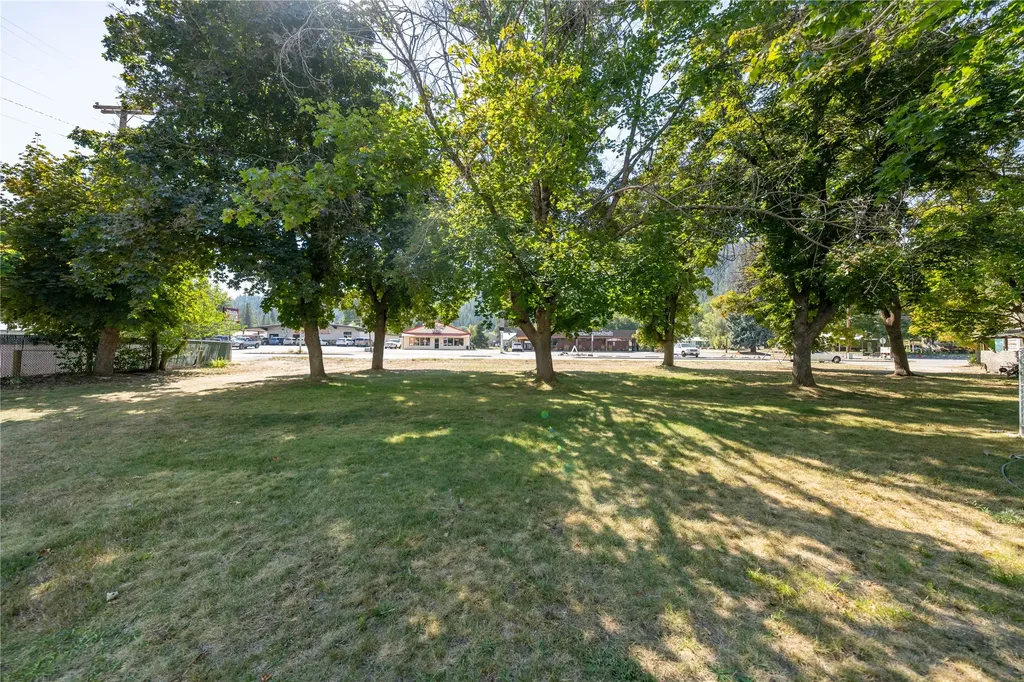 106 N 6th Street Troy MT 59935
