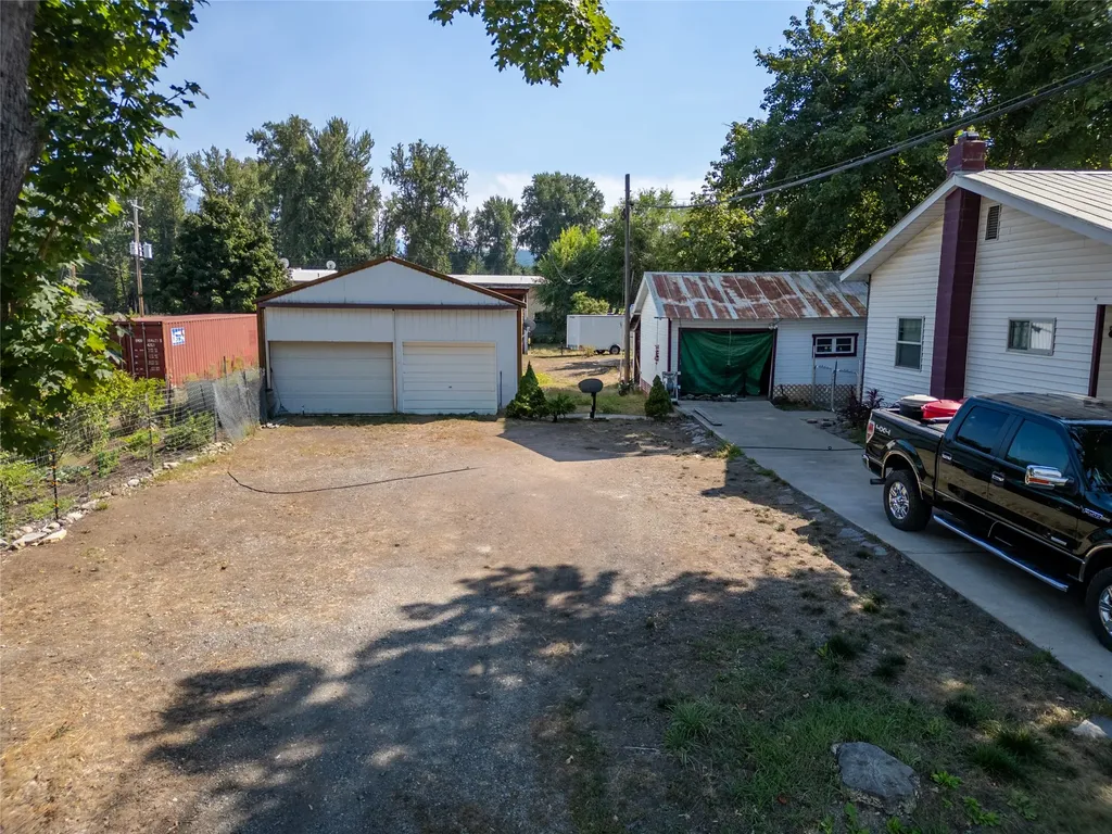 106 N 6th Street Troy MT 59935