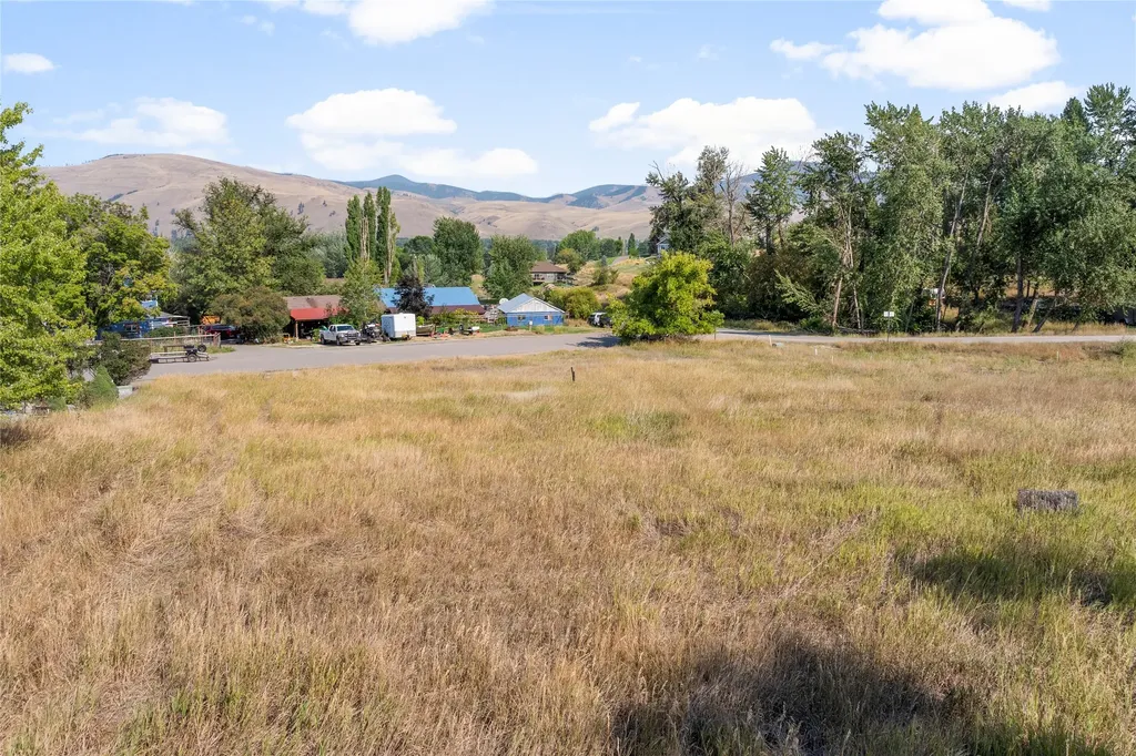 12458 Nature Court Lolo MT 59847