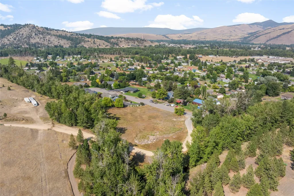 12458 Nature Court Lolo MT 59847