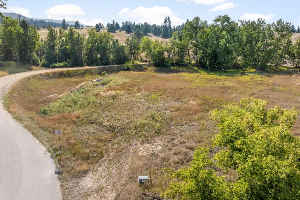 12458 Nature Court Lolo MT 59847
