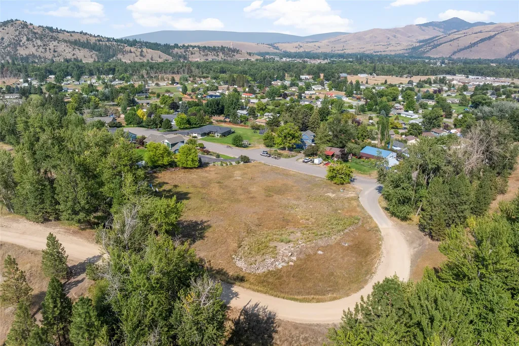 12458 Nature Court Lolo MT 59847