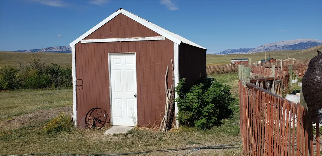3876 W Bitterroot Lane Augusta MT 59410