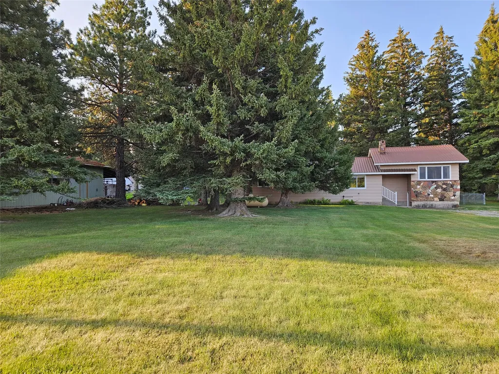 2133 W Mt Highway 200 Lincoln MT 59639
