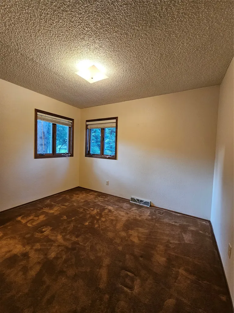 2133 W Mt Highway 200 Lincoln MT 59639