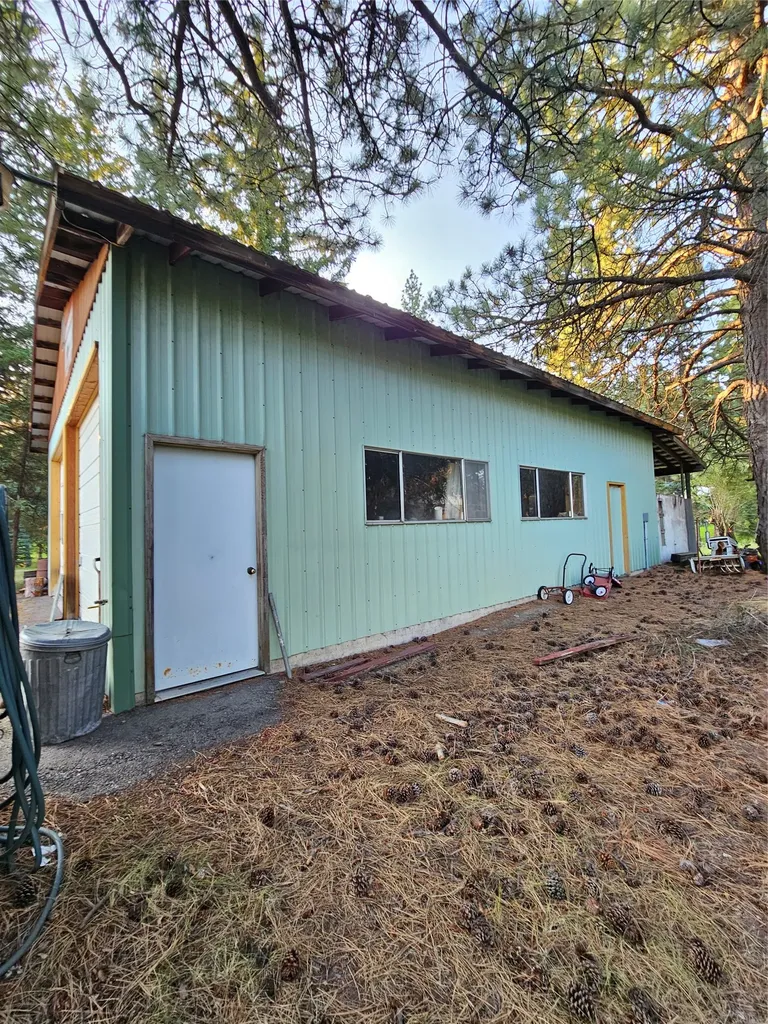 2133 W Mt Highway 200 Lincoln MT 59639